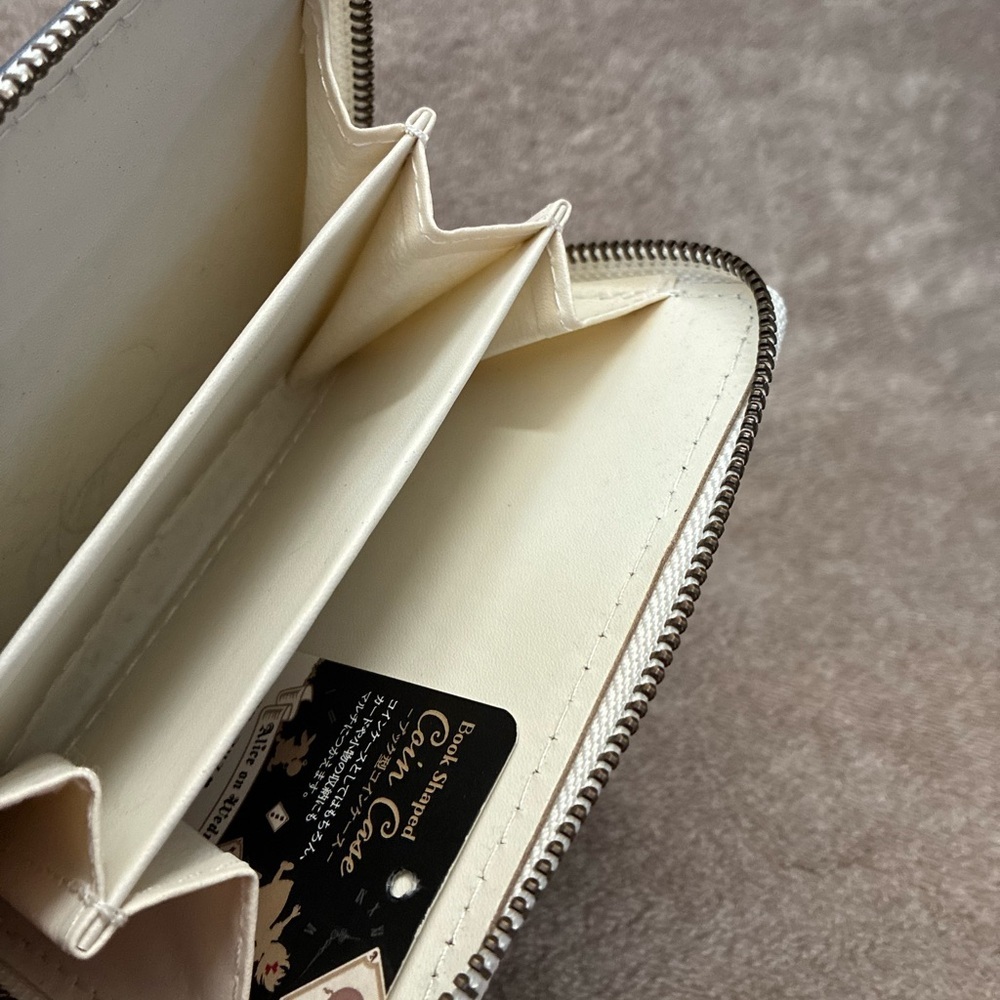 Alice in Wonderland Blue Wallet - Picture 5 of 5